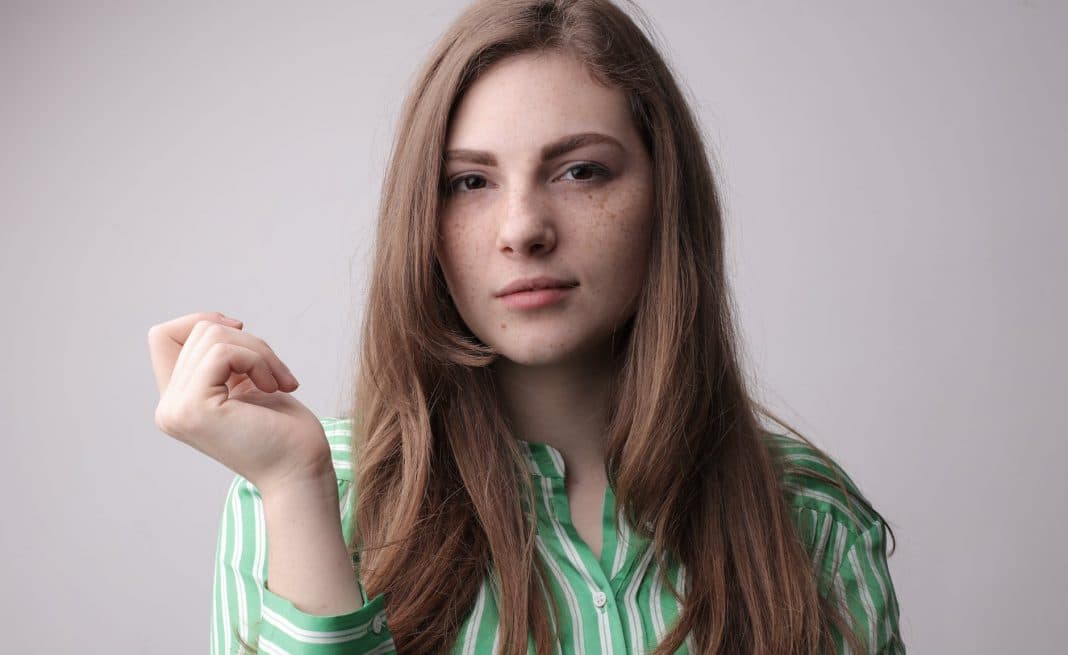 Mulheres independentes afastam homens? O que fazer?