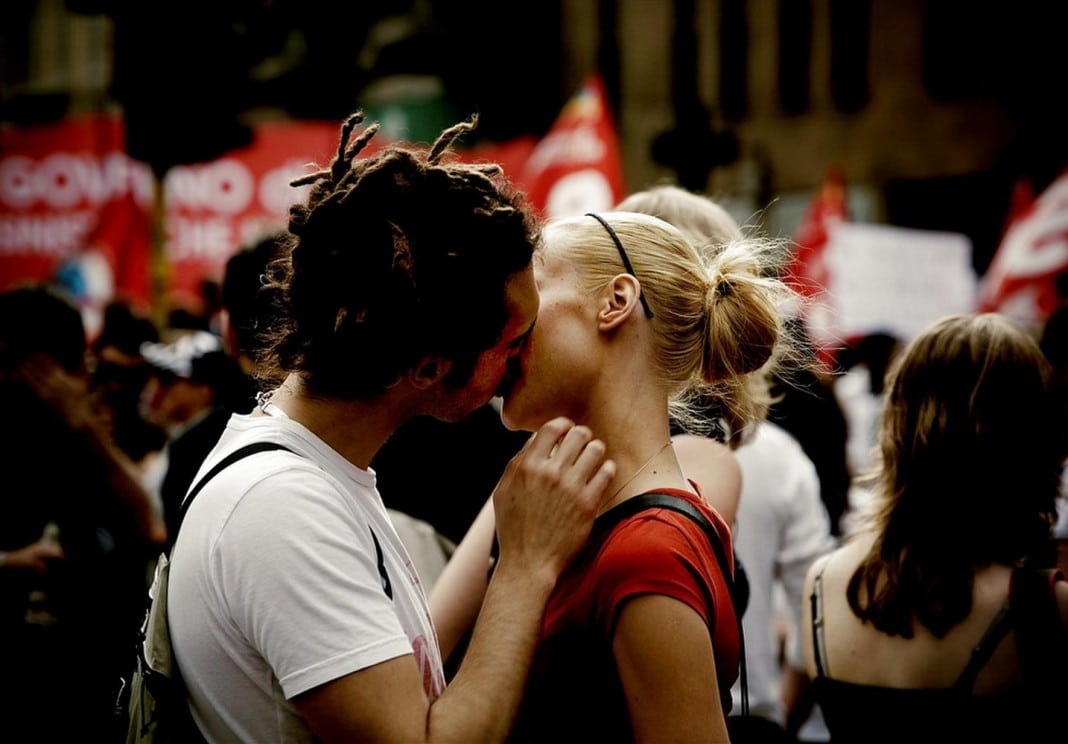 É possível enlouquecer de amor? Paul Zak explica o efeito da paixão no cérebro