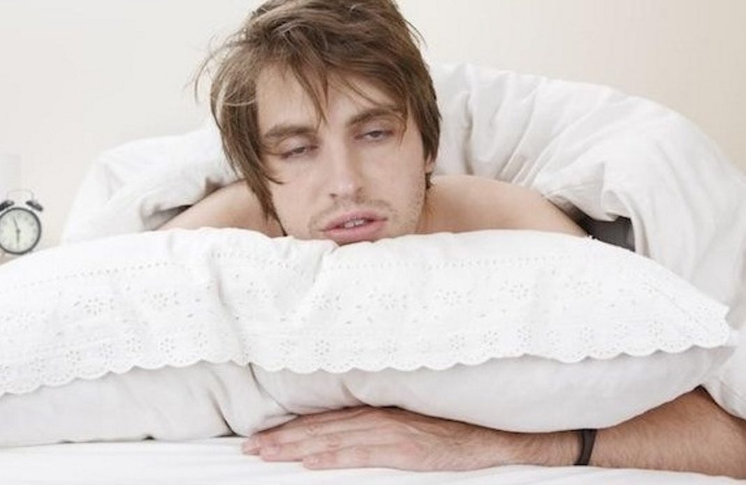Como a privação do sono afeta negativamente a memória