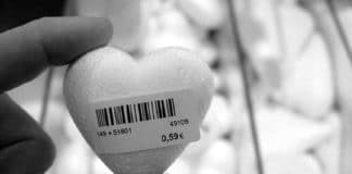CHEGA DE AMOR BARATO, SEU SENTIMENTO VALE MAIS QUE R$ 1,99