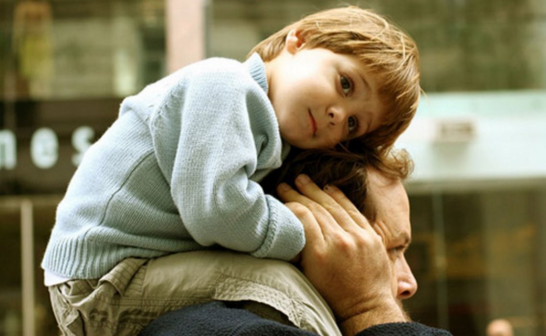 Pais: seus filhos precisam mais do seu amor do que do seu dinheiro