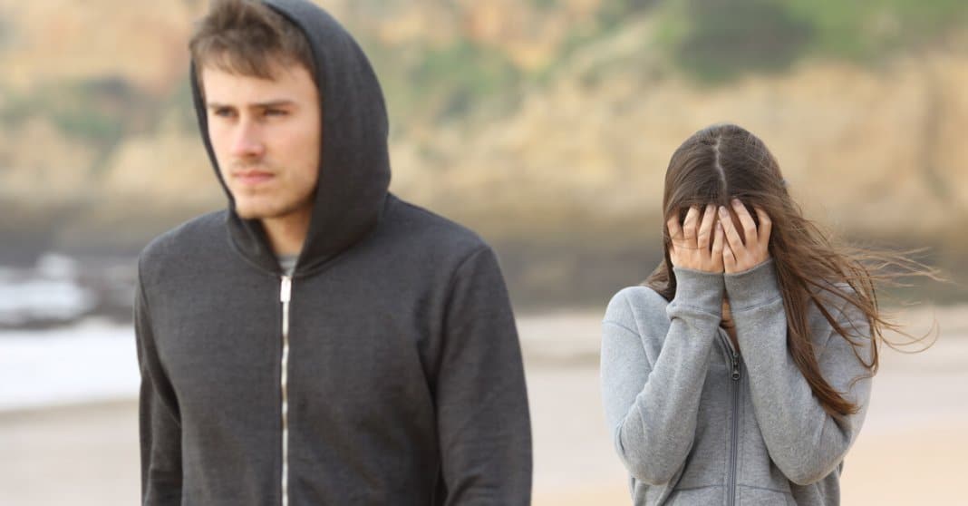 ainda-sinto-falta-amor-ou-cegueira-emocional “Ainda sinto falta.” Amor ou cegueira emocional?