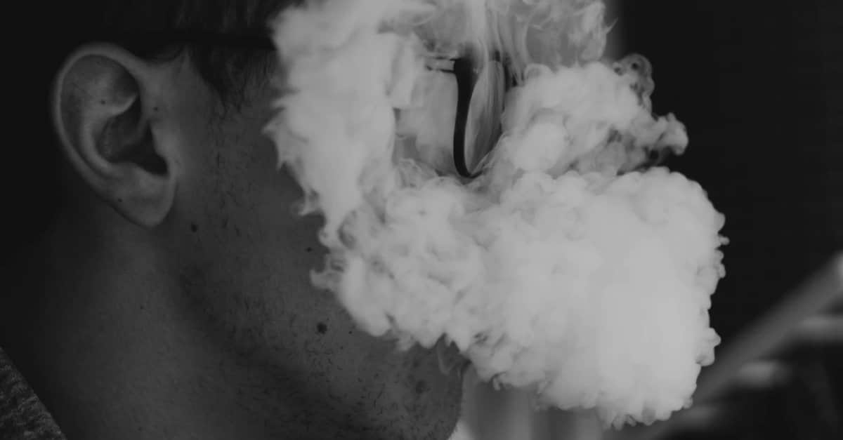 Maconha-pode-aliviar-estresse-e-ansiedade-mas-piorar-depressão-com-o-tempo