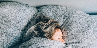 Sabia que seu cérebro encolhe enquanto você dorme?