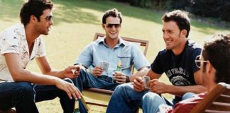 Não existe o que não podemos discutir, mas existem pessoas com quem não devemos discutir