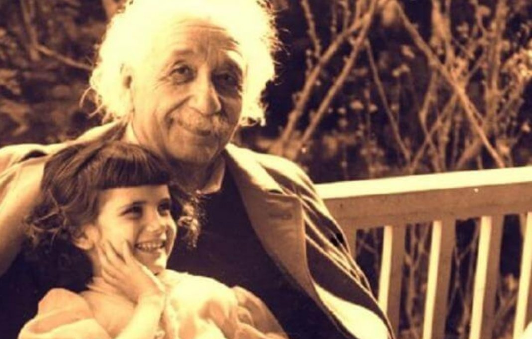 Leia a carta de Einstein sobre a potência universal do amor