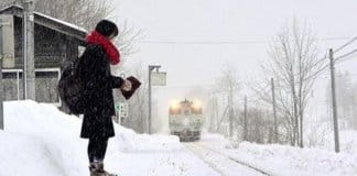 Japão mantém linha de trem para que uma única passageira consiga ir à escola
