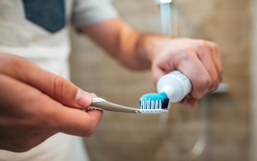 A maneira como você aperta seu creme dental pode dizer algo sobre sua personalidade