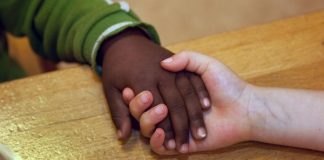 Biólogos alemães defendem fim do termo ‘raça’ para humanos