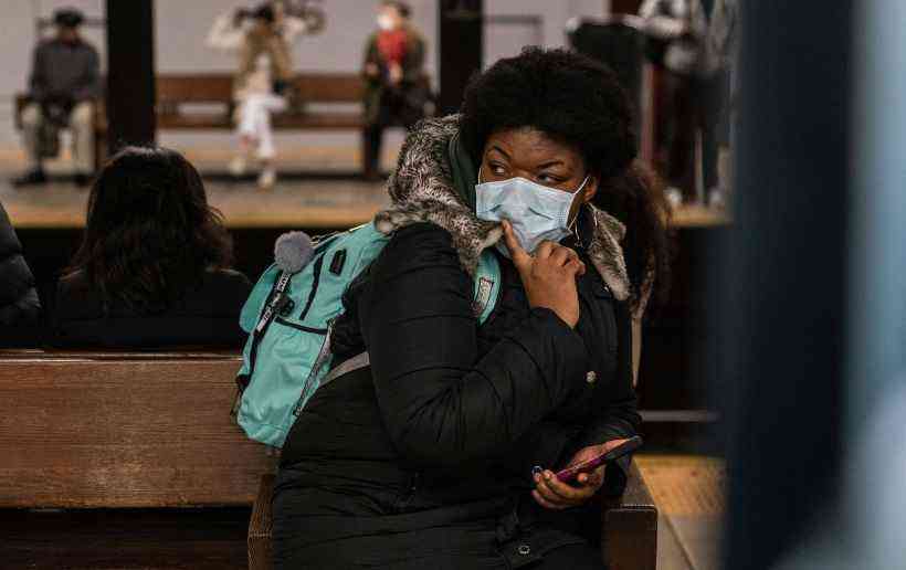 Mais que os riscos inerentes ao coronavírus, a epidemia do pânico é um perigo para a população