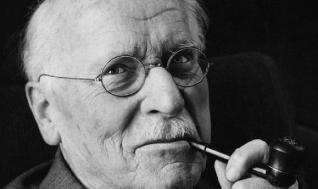 Carl Jung e a sombra: o potencial oculto do nosso lado sombrio