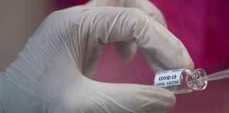 Covid-19: testes preliminares da vacina de Oxford chegam a 90% de proteção