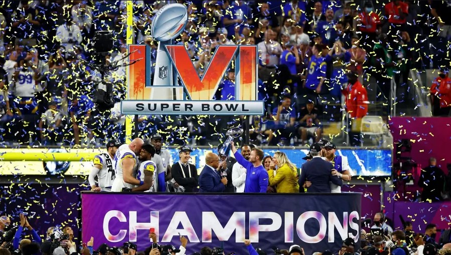 Rams viram a partida e conquistam o Super Bowl 2022